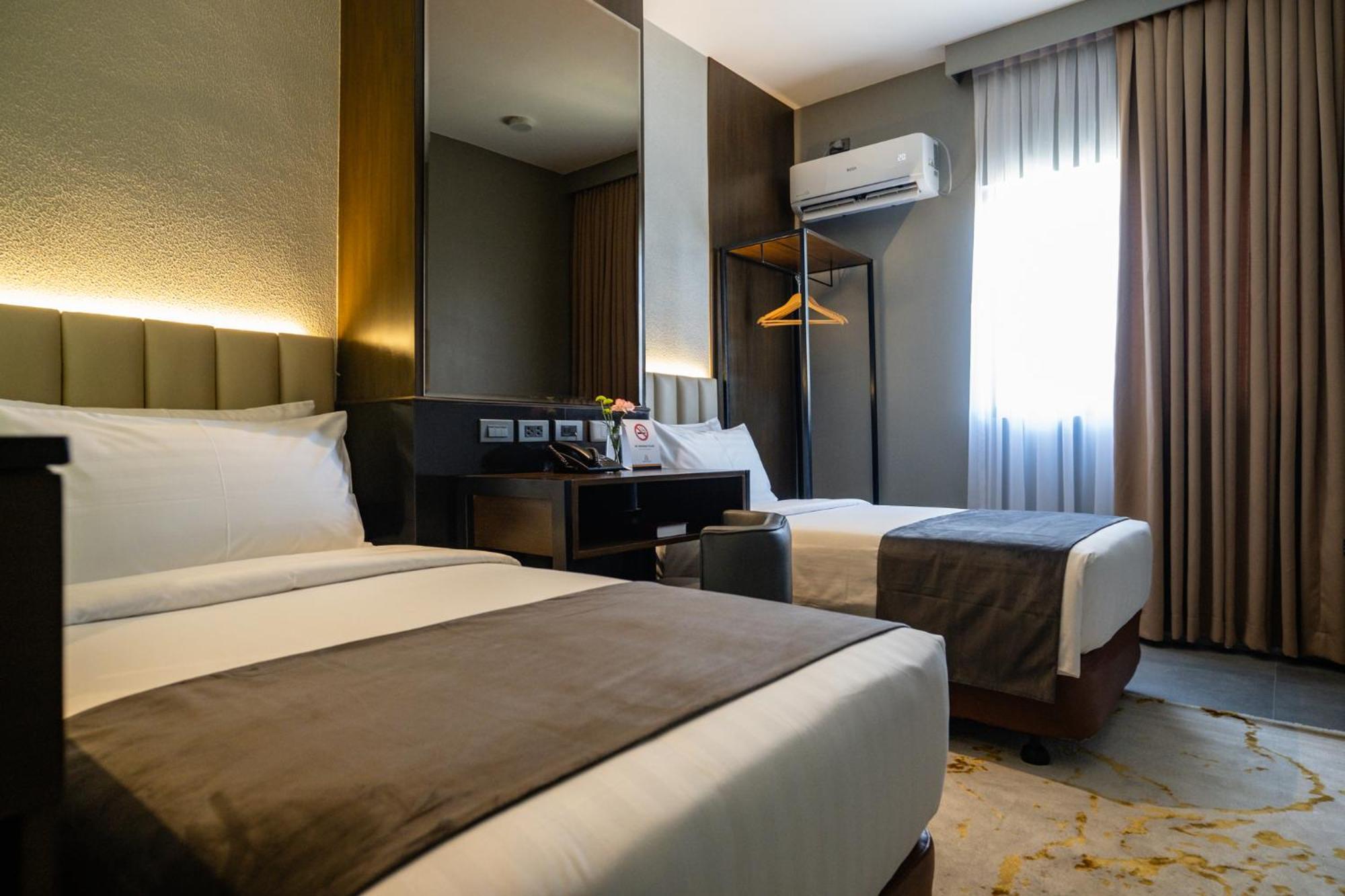Amber Hotel - Cebu ภายนอก รูปภาพ